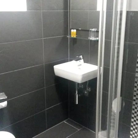 Platin Hotel 3*