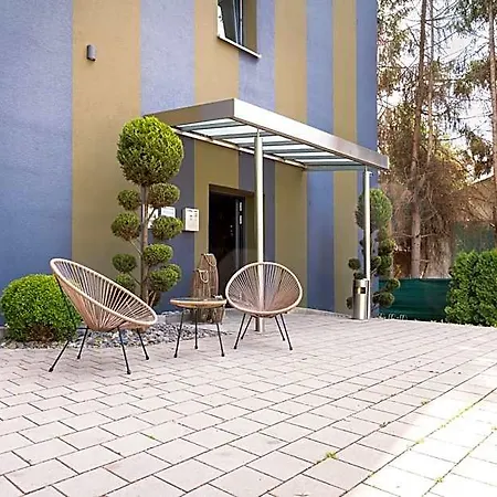 Platin Hotel 3*